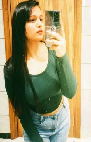call girls service in Uttam Nagar